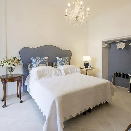 Bed & Breakfast Palazzo Cacace Relais