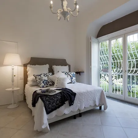 Bed & Breakfast Palazzo Cacace Relais