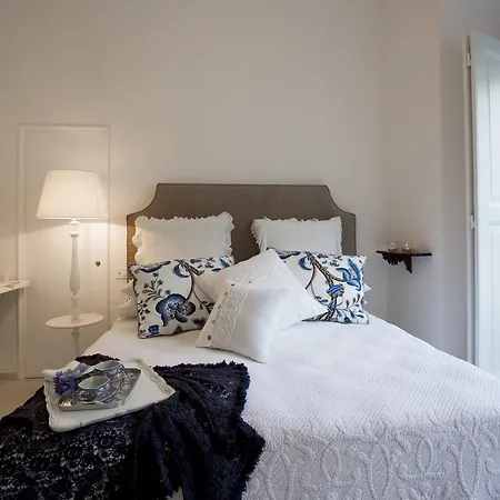 Palazzo Cacace Relais Bed & Breakfast