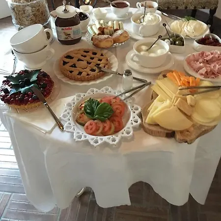 Palazzo Cacace Relais Bed & Breakfast